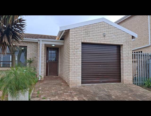 2 BEDROOM HOUSE FOR SALE IN WAVECREST